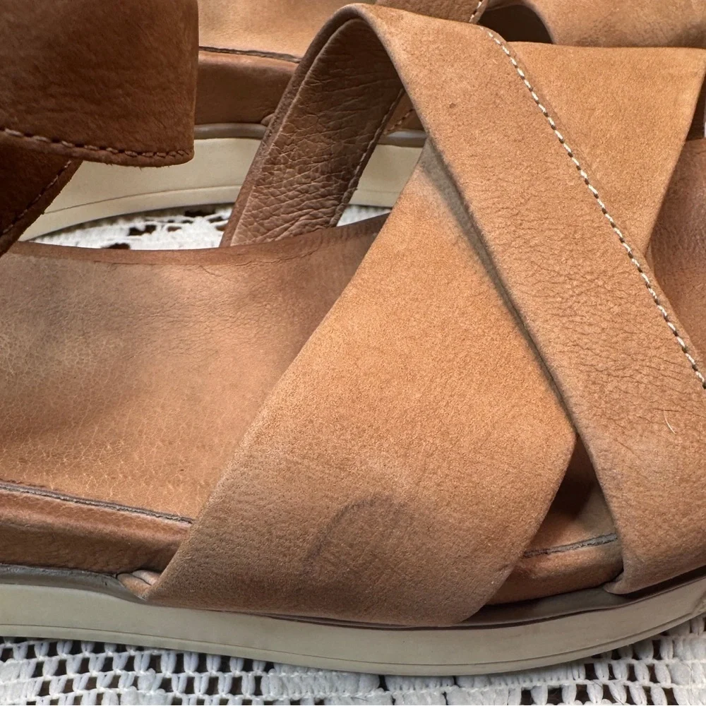 Eileen Fisher step out